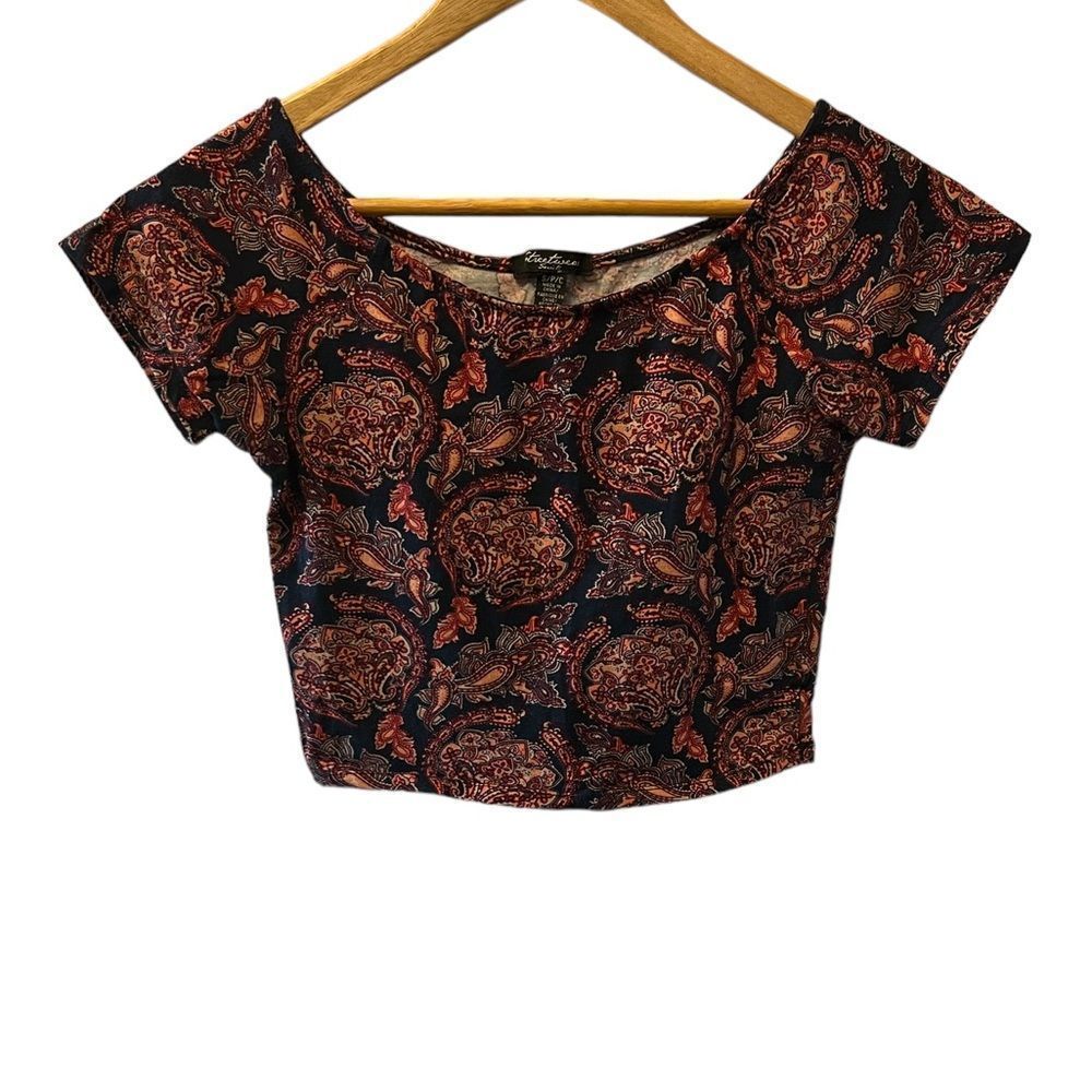 Off-Shoulder Paisley Crop Top - Black and Rust